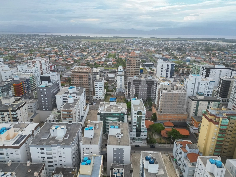 apartamento de três dormitórios e uma suíte, decorado e mobiliado com vaga de garagem: 23ª foto da galeria de imagens do imóvel