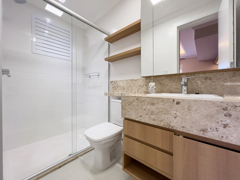 apartamento de três dormitórios e uma suíte, decorado e mobiliado com vaga de garagem: 20ª foto da galeria de imagens do imóvel