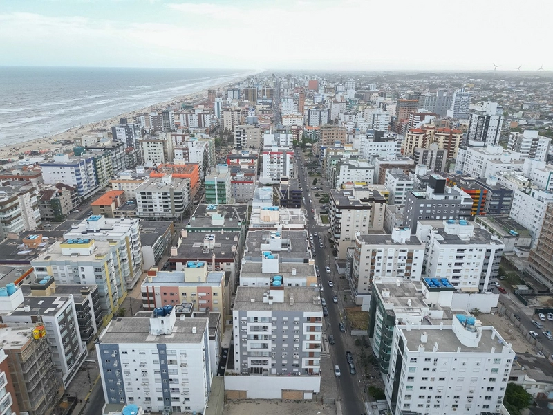 apartamento de três dormitórios e uma suíte, decorado e mobiliado com vaga de garagem: 6ª foto da galeria de imagens do imóvel