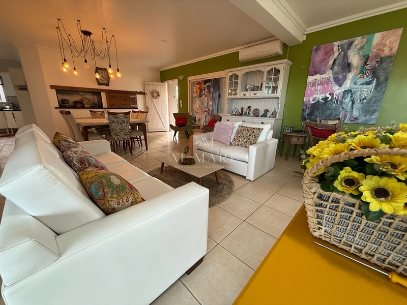 Casa beira mar com cinco quartos sendo 3 suíte e muito mais : 25ª foto da galeria de imagens do imóvel