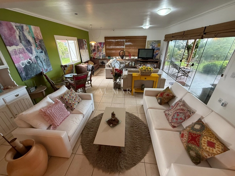 Casa beira mar com cinco quartos sendo 3 suíte e muito mais : 21ª foto da galeria de imagens do imóvel
