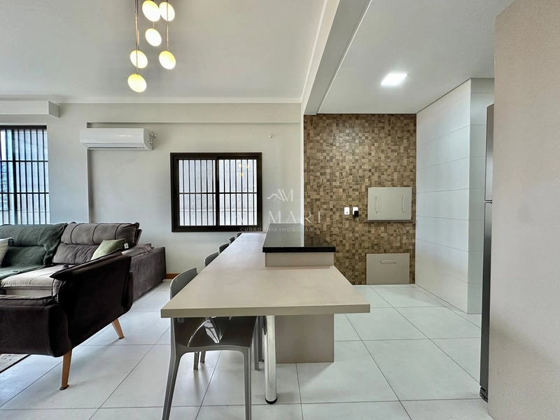 Apartamento com terraço: 2ª foto da galeria de imagens do imóvel