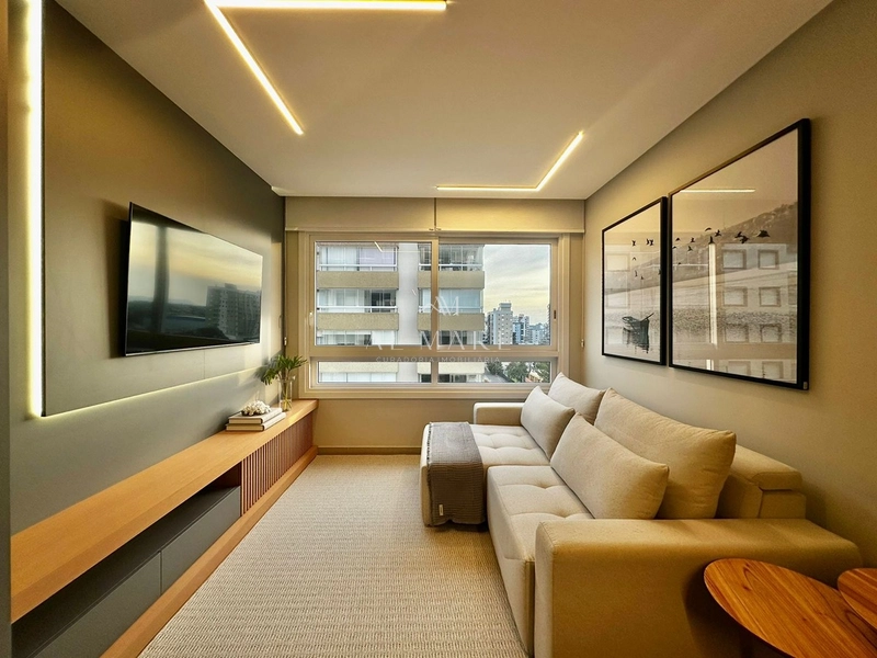 Apartamento frente avenida e vista mar: 8ª foto da galeria de imagens do imóvel