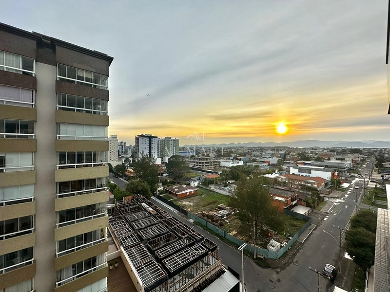 Apartamento frente avenida e vista mar: 24ª foto da galeria de imagens do imóvel