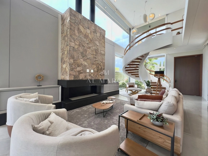 Casa em condominio: 2ª foto da galeria de imagens do imóvel