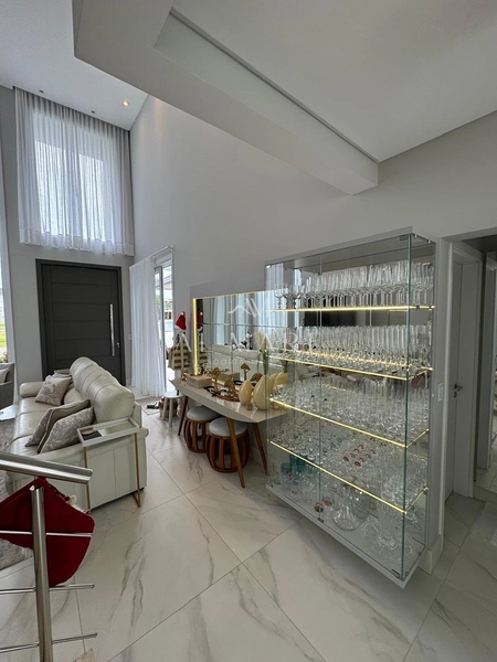 Casa em condominio beira lago: 23ª foto da galeria de imagens do imóvel