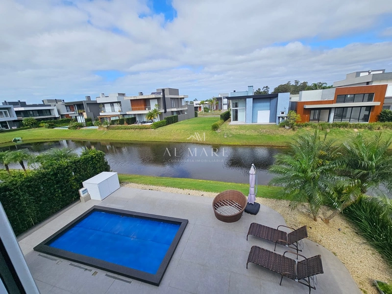 Casa em condominio beira lago: 20ª foto da galeria de imagens do imóvel