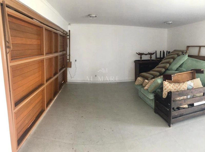 Casa bairro com três suítes sendo uma térrea e vaga para oito carros e tem salão de festas : 26ª foto da galeria de imagens do imóvel