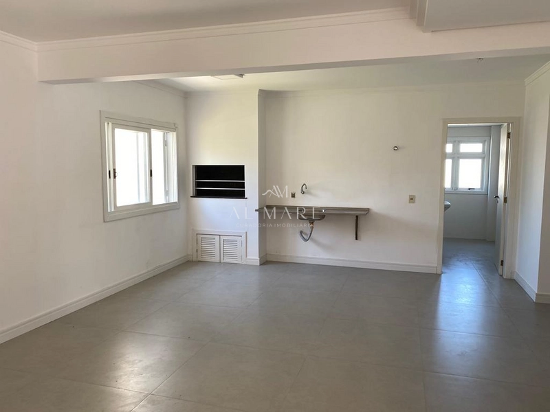 Casa bairro com três suítes sendo uma térrea e vaga para oito carros e tem salão de festas : 9ª foto da galeria de imagens do imóvel