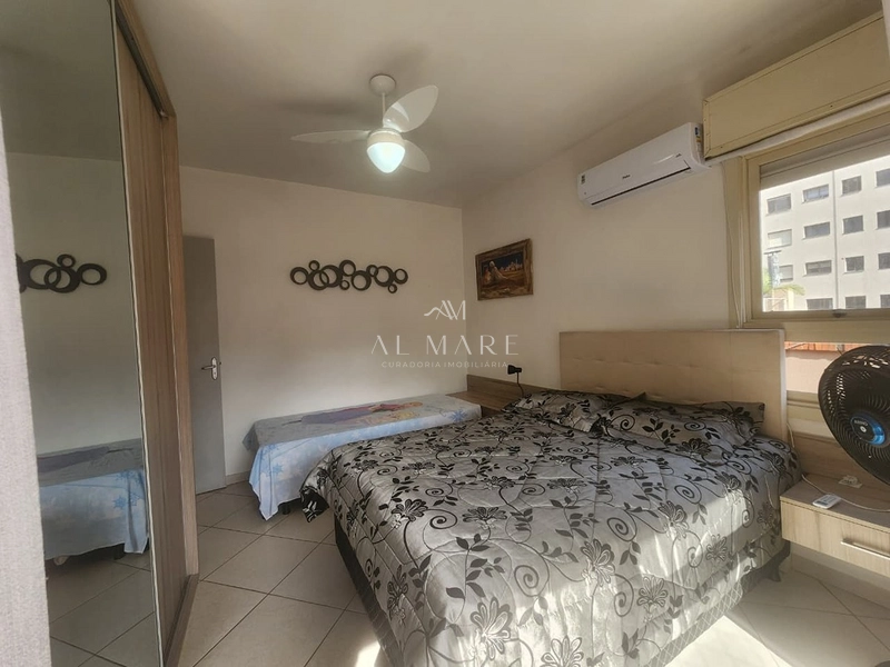 Duplex com dois dormitórios sendo um quarto com sacada e vaga de garagem: 9ª foto da galeria de imagens do imóvel