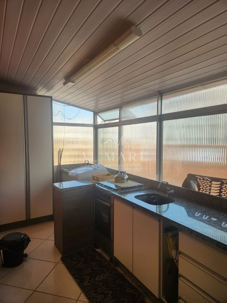 Duplex com dois dormitórios sendo um quarto com sacada e vaga de garagem: 16ª foto da galeria de imagens do imóvel