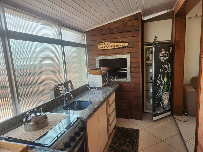 Duplex com dois dormitórios sendo um quarto com sacada e vaga de garagem: 19ª foto da galeria de imagens do imóvel
