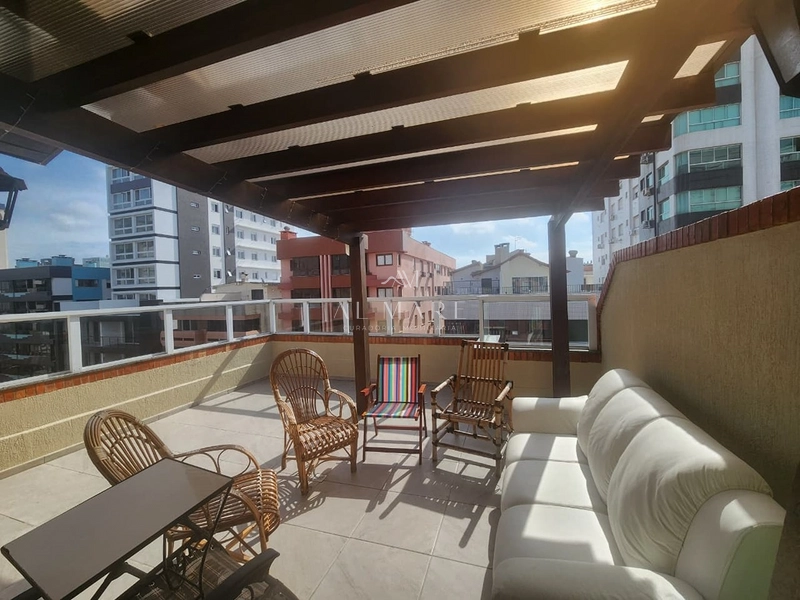 Duplex com dois dormitórios sendo um quarto com sacada e vaga de garagem: 5ª foto da galeria de imagens do imóvel