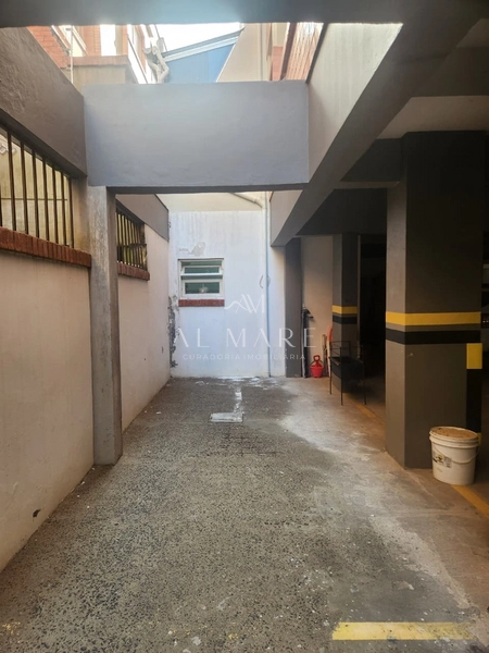 Duplex com dois dormitórios sendo um quarto com sacada e vaga de garagem: 21ª foto da galeria de imagens do imóvel