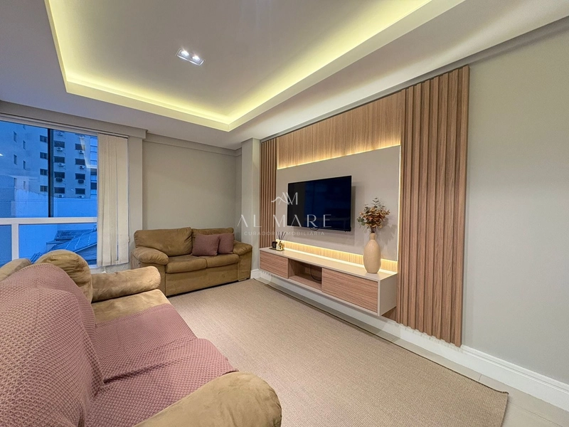 Apartamento 3 quadras do mar: 1ª foto da galeria de imagens do imóvel
