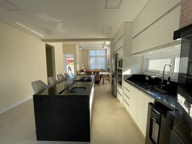 Casa completa com espaço gourmet em Rainha em mar : 7ª foto da galeria de imagens do imóvel