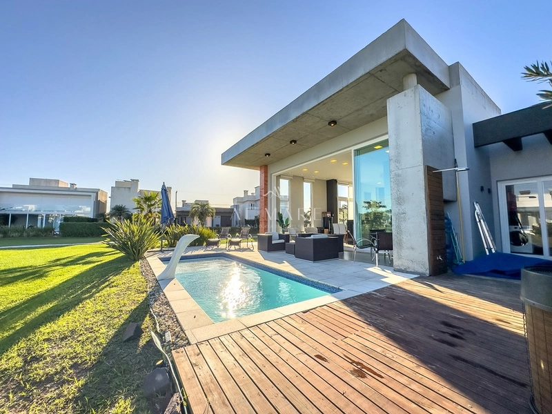 Casa terrea em condominio beira lago: 2ª foto da galeria de imagens do imóvel