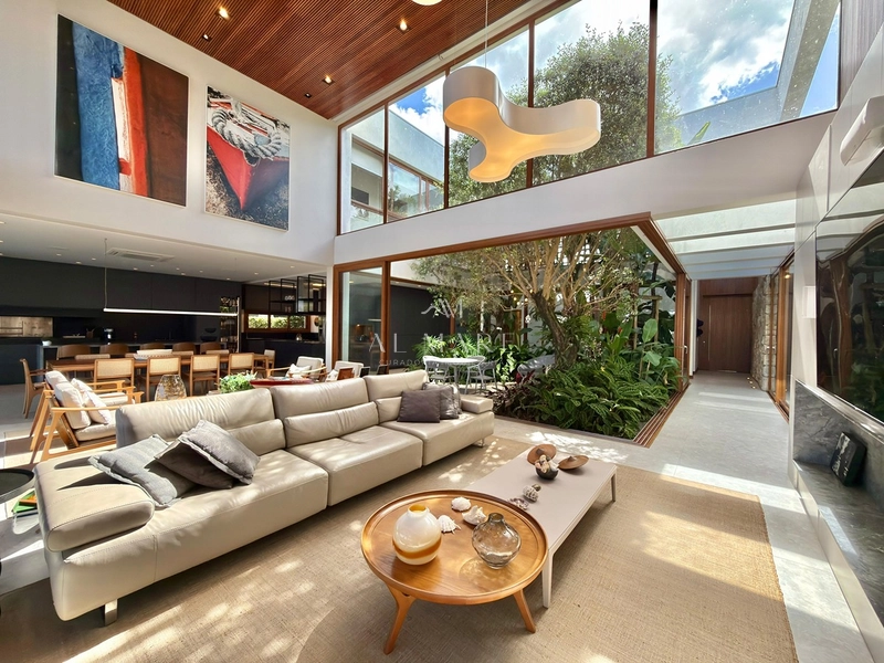 Casa Luxuosa: 4ª foto da galeria de imagens do imóvel