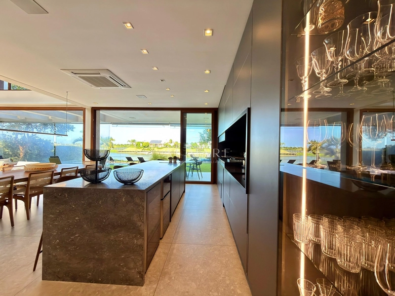 Casa Luxuosa: 3ª foto da galeria de imagens do imóvel