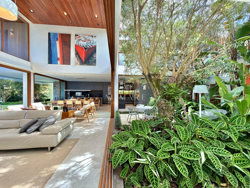 Casa Luxuosa: 34ª foto da galeria de imagens do imóvel