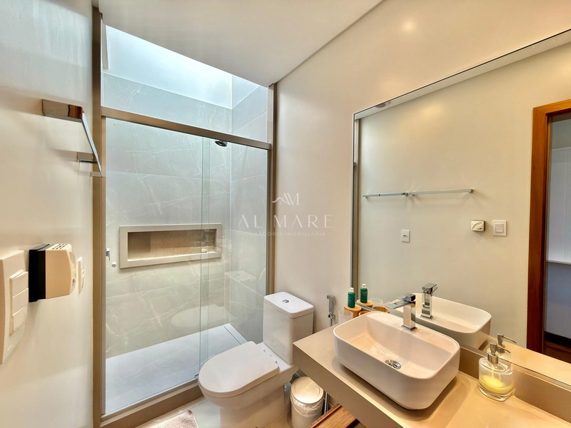 Casa Luxuosa: 36ª foto da galeria de imagens do imóvel