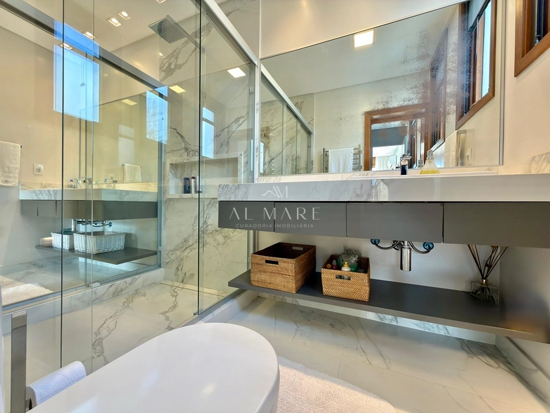 Casa Luxuosa: 12ª foto da galeria de imagens do imóvel