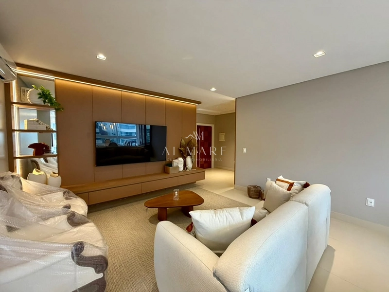 Apartamento de esquina : 11ª foto da galeria de imagens do imóvel