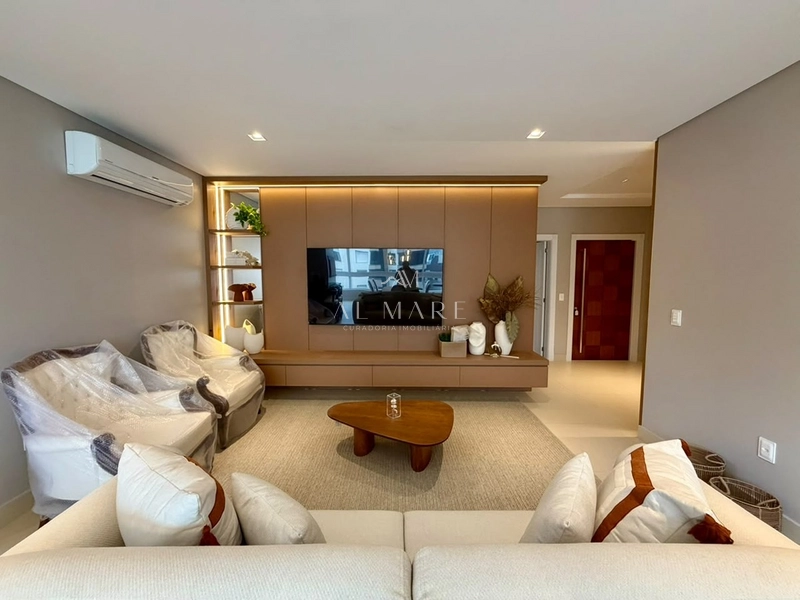 Apartamento de esquina : 15ª foto da galeria de imagens do imóvel