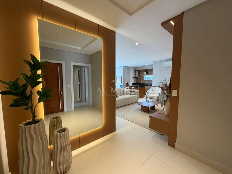 Apartamento de esquina : 19ª foto da galeria de imagens do imóvel