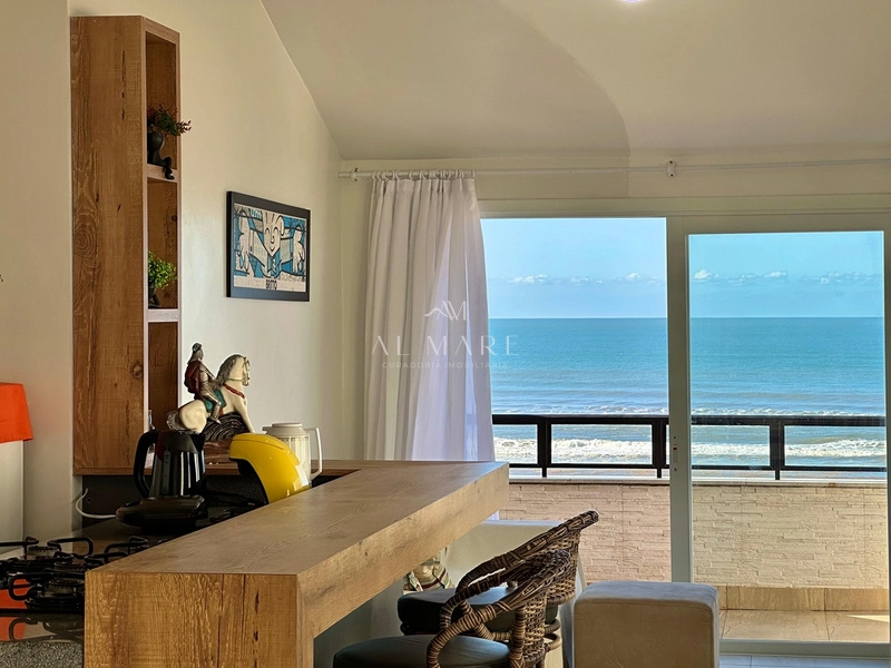 apartamento beira mar com quadro suítes e dois box : 3ª foto da galeria de imagens do imóvel