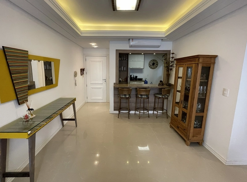 Apartamento vista mar eterna com dois dormitórios e duas vagas de garagem : 5ª foto da galeria de imagens do imóvel