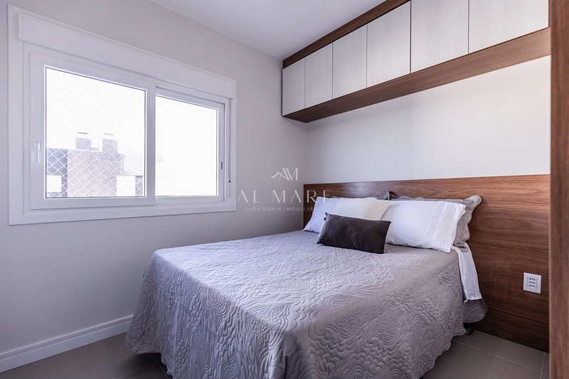 Apartamento uma quadra do mar com dois quartos e dois box de garagem : 4ª foto da galeria de imagens do imóvel