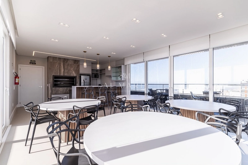 Apartamento uma quadra do mar com dois quartos e dois box de garagem : 10ª foto da galeria de imagens do imóvel
