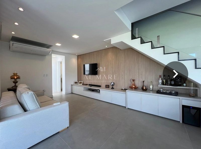 Casa em condominio com piscina: 10ª foto da galeria de imagens do imóvel