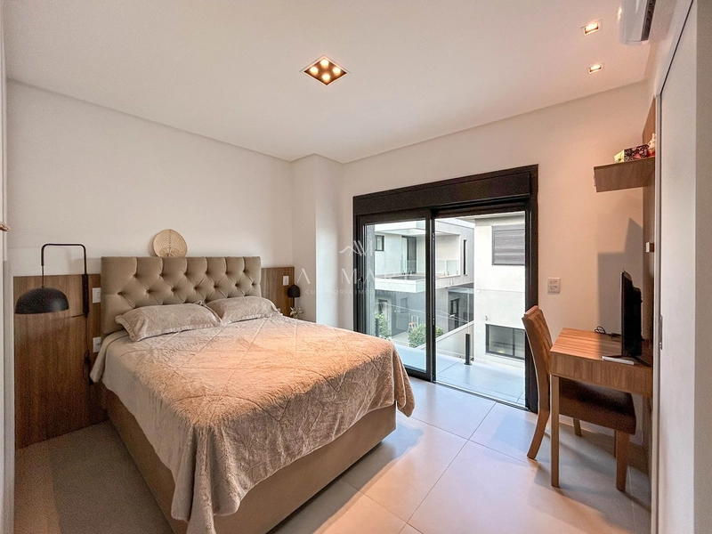 Casa em condomínio 4 suítes: 11ª foto da galeria de imagens do imóvel