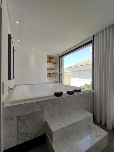 Mansão em condominio a beira mar: 11ª foto da galeria de imagens do imóvel