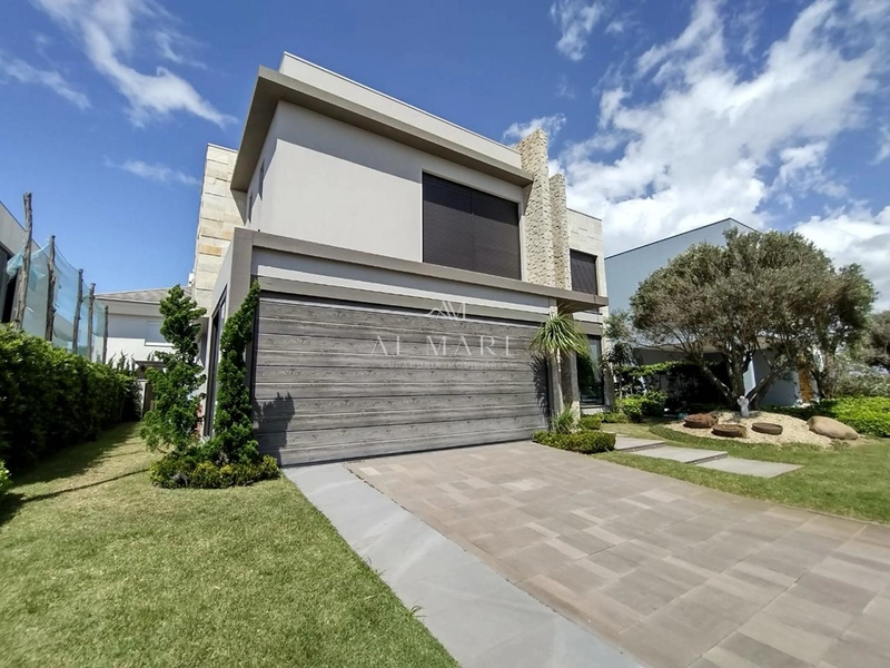 Mansão em condominio a beira mar: 10ª foto da galeria de imagens do imóvel