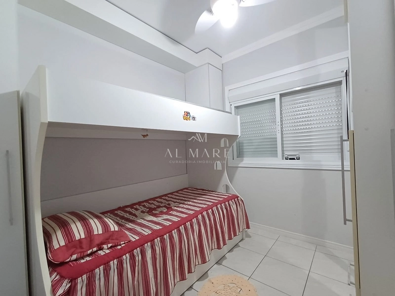 Apartamento de três dormitorios com uma suíte a cinquenta metros da praia mobiliado e decorado : 12ª foto da galeria de imagens do imóvel