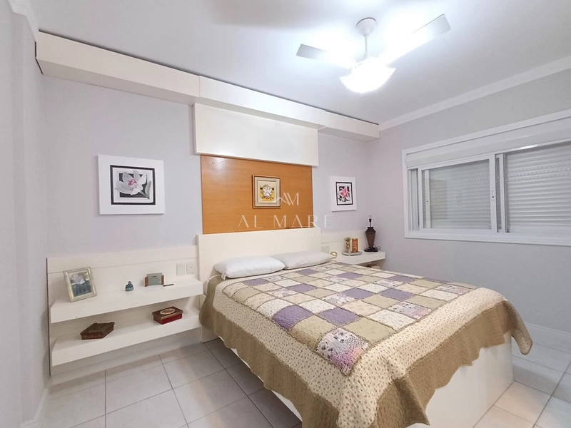 Apartamento de três dormitorios com uma suíte a cinquenta metros da praia mobiliado e decorado : 13ª foto da galeria de imagens do imóvel