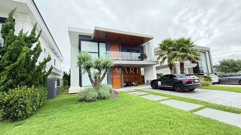 Mansão beira lago: 9ª foto da galeria de imagens do imóvel