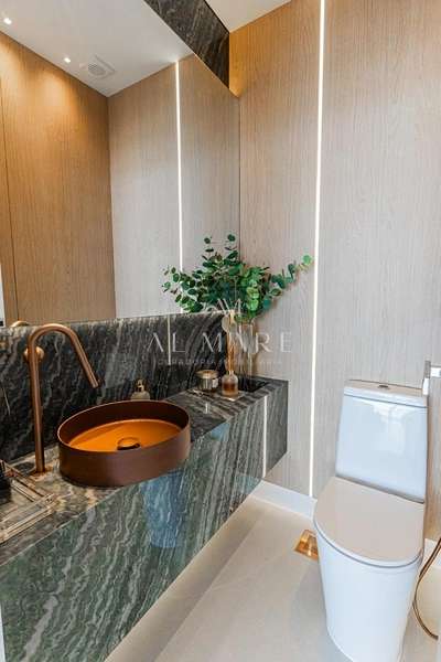 Um apartamento por andar: 5ª foto da galeria de imagens do imóvel