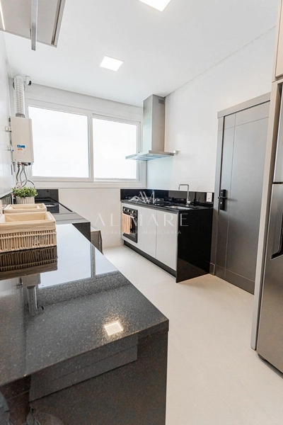 Um apartamento por andar: 32ª foto da galeria de imagens do imóvel