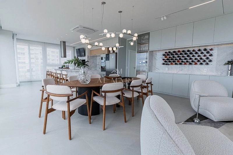 Um apartamento por andar: 27ª foto da galeria de imagens do imóvel