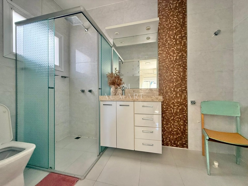 Casa com piscina aquecida com três quartos sendo uma suíte: 43ª foto da galeria de imagens do imóvel
