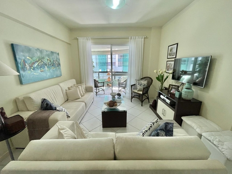 Apartamento com vista para o mar em avenida: 12ª foto da galeria de imagens do imóvel