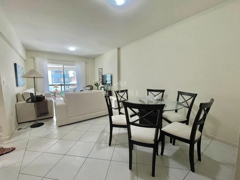 Apartamento com vista para o mar em avenida: 4ª foto da galeria de imagens do imóvel