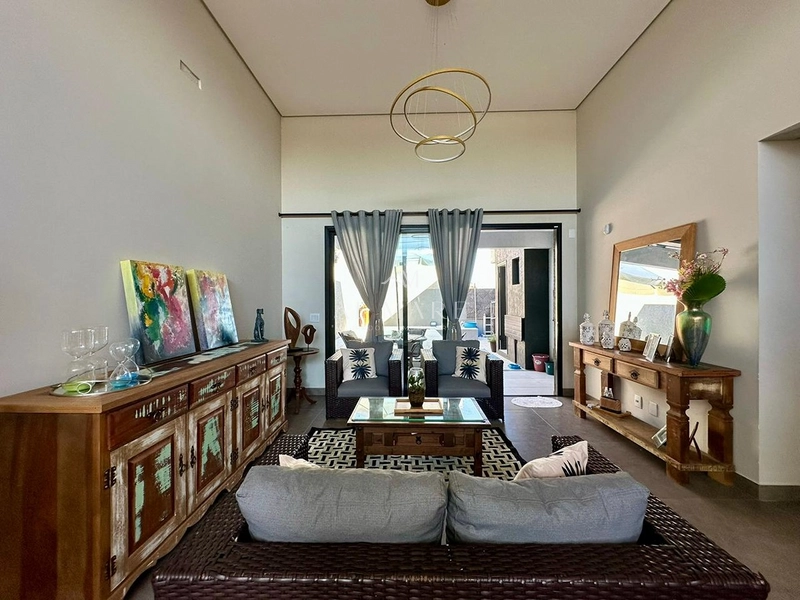 Casa bairro com três suítes , piscina, espaço gourmet e vaga de garagem: 6ª foto da galeria de imagens do imóvel