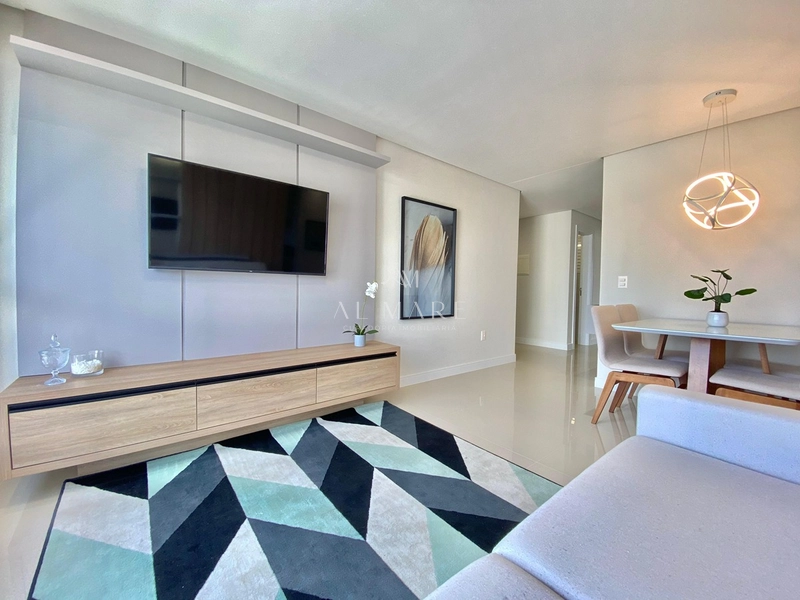 Apartamento vista eterna para serra e lagoa com duas suítes mobiliado e decorado com vaga de garagem : 2ª foto da galeria de imagens do imóvel
