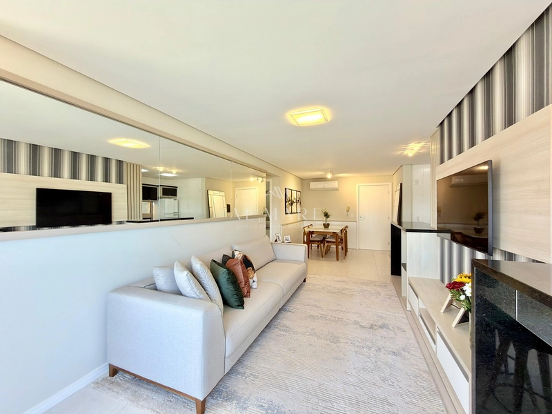 Apartamento com moveis de alto padrão: 2ª foto da galeria de imagens do imóvel