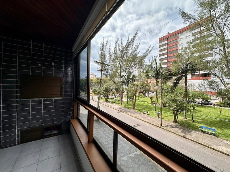 apartamento dois dormitórios, banho social e de frente sem box : 2ª foto da galeria de imagens do imóvel